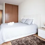Photo House - Bairro Calmo No Centro De