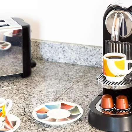 Photo House - Bairro Calmo No Centro De