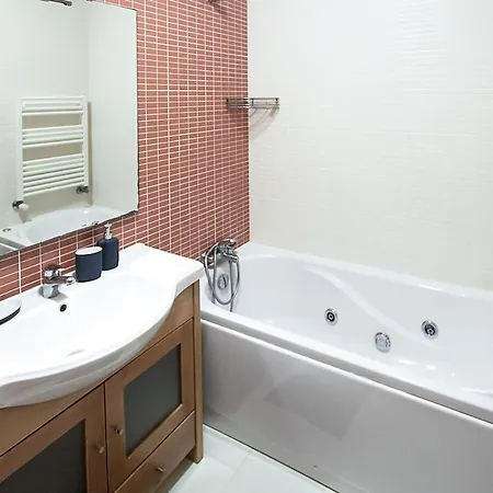 Photo House - Bairro Calmo No Centro De Apartman Aveiro