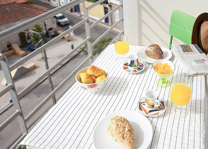 Photo House - Bairro Calmo No Centro De Appartamento