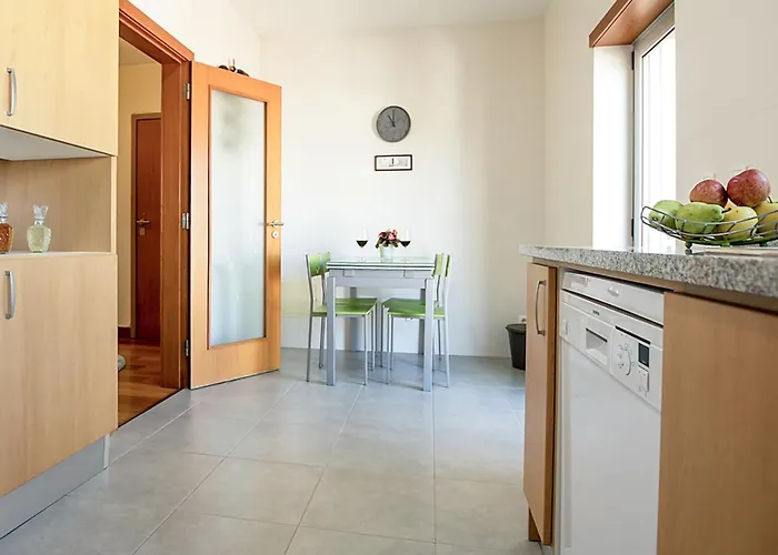 Photo House - Bairro Calmo No Centro De Appartamento *